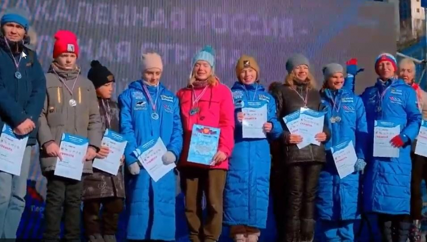На курортах Краснодарского края устроили предновогодние заплывы